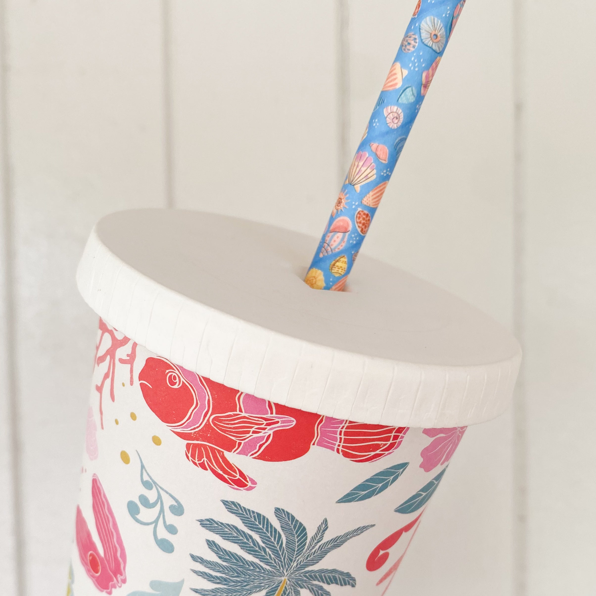 cold milkshake iced latte cup lid flat lid with straw hole home compostable 90mm 16oz 20oz cold drink summer cup truly eco creative cafe company